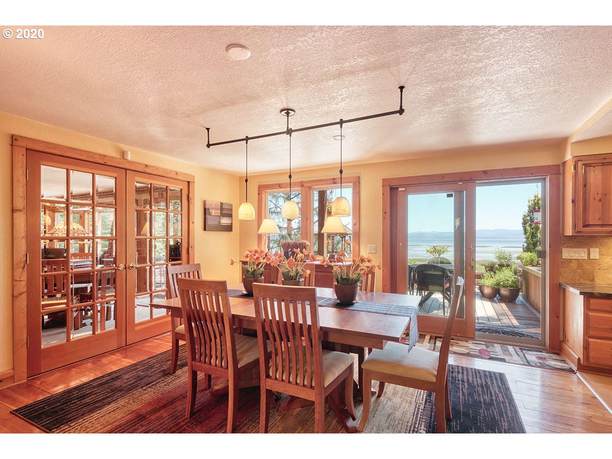 30304 Sandridge Road Ocean Park, WA 98640 - Photo 7 of 32 Gallery Image 7