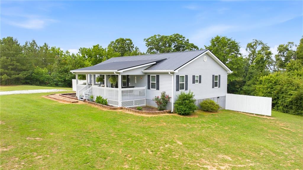 1841 Hunters Creek Road Toccoa, GA 30577 - Photo 4 of 50