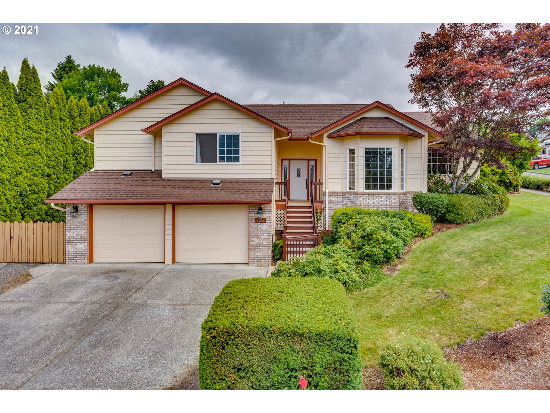 4013 R Street Washougal, WA 98671 - Photo 1 of 30 Gallery Image 1