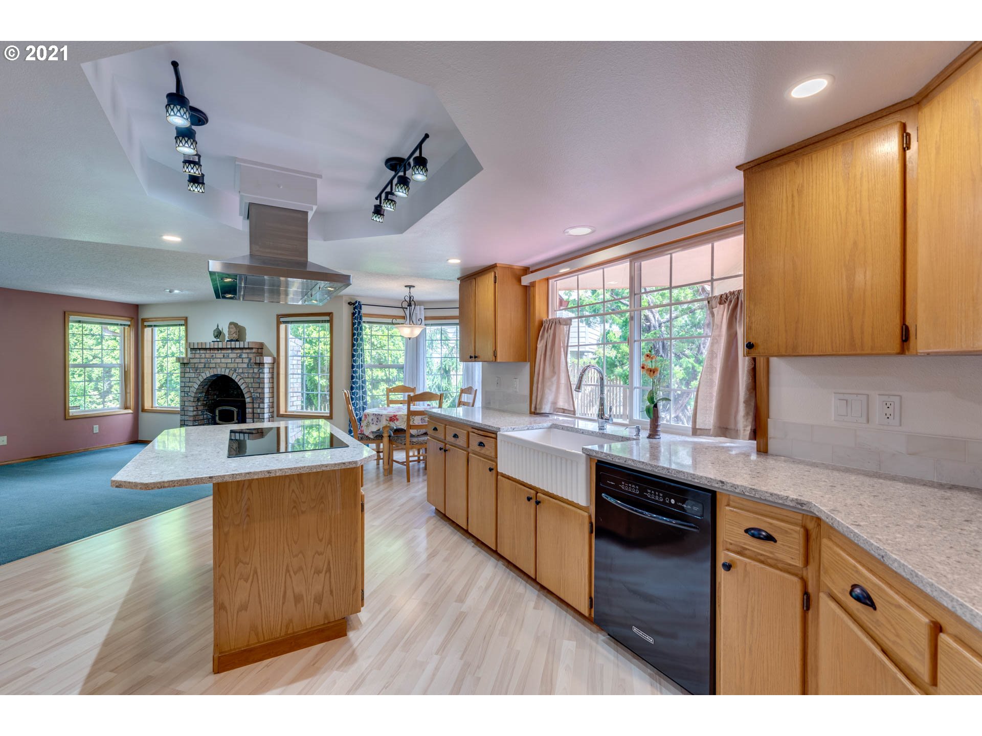 4013 R Street Washougal, WA 98671 - Photo 11 of 30 Gallery Image 11