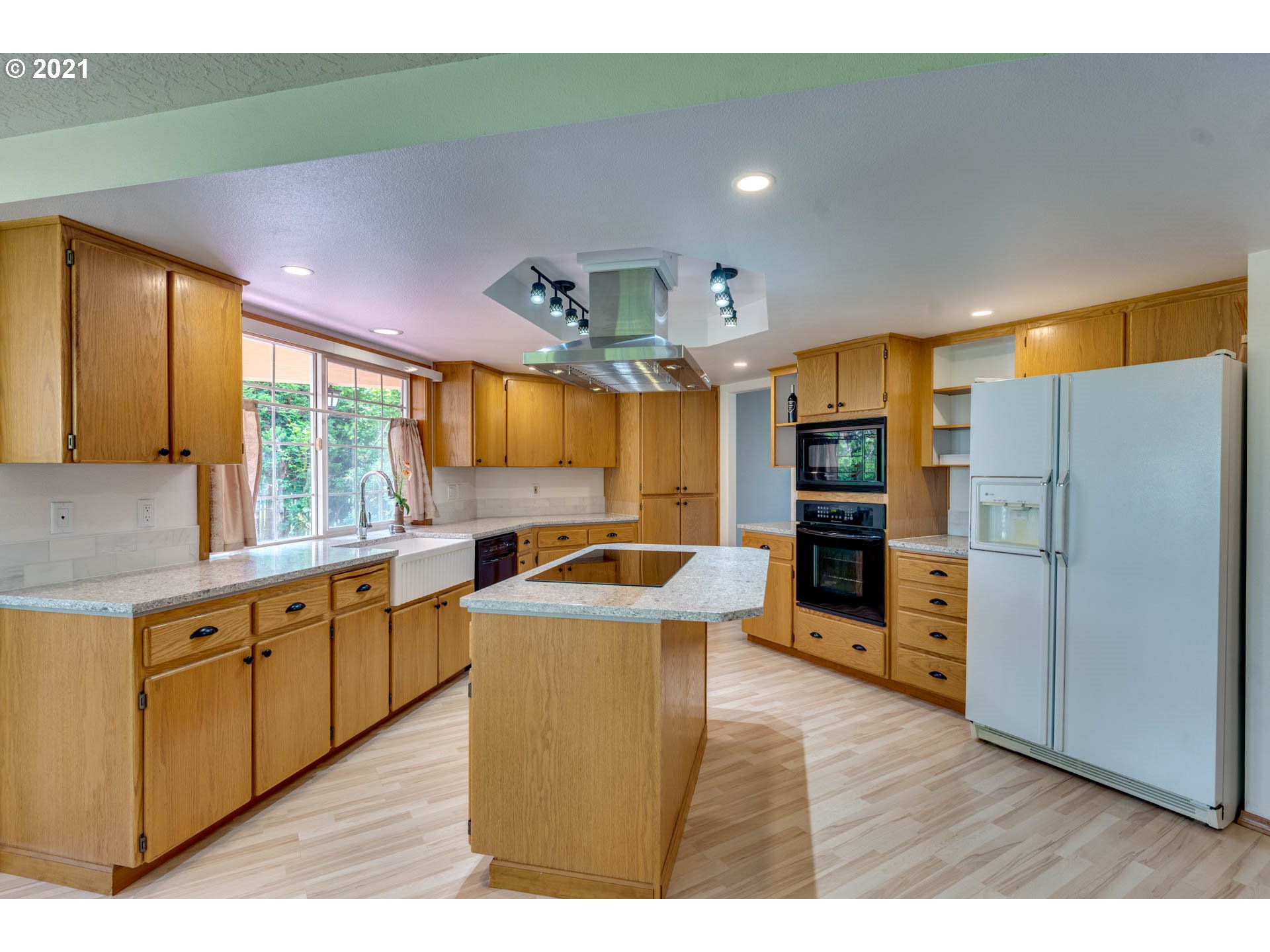 4013 R Street Washougal, WA 98671 - Photo 13 of 30 Gallery Image 13