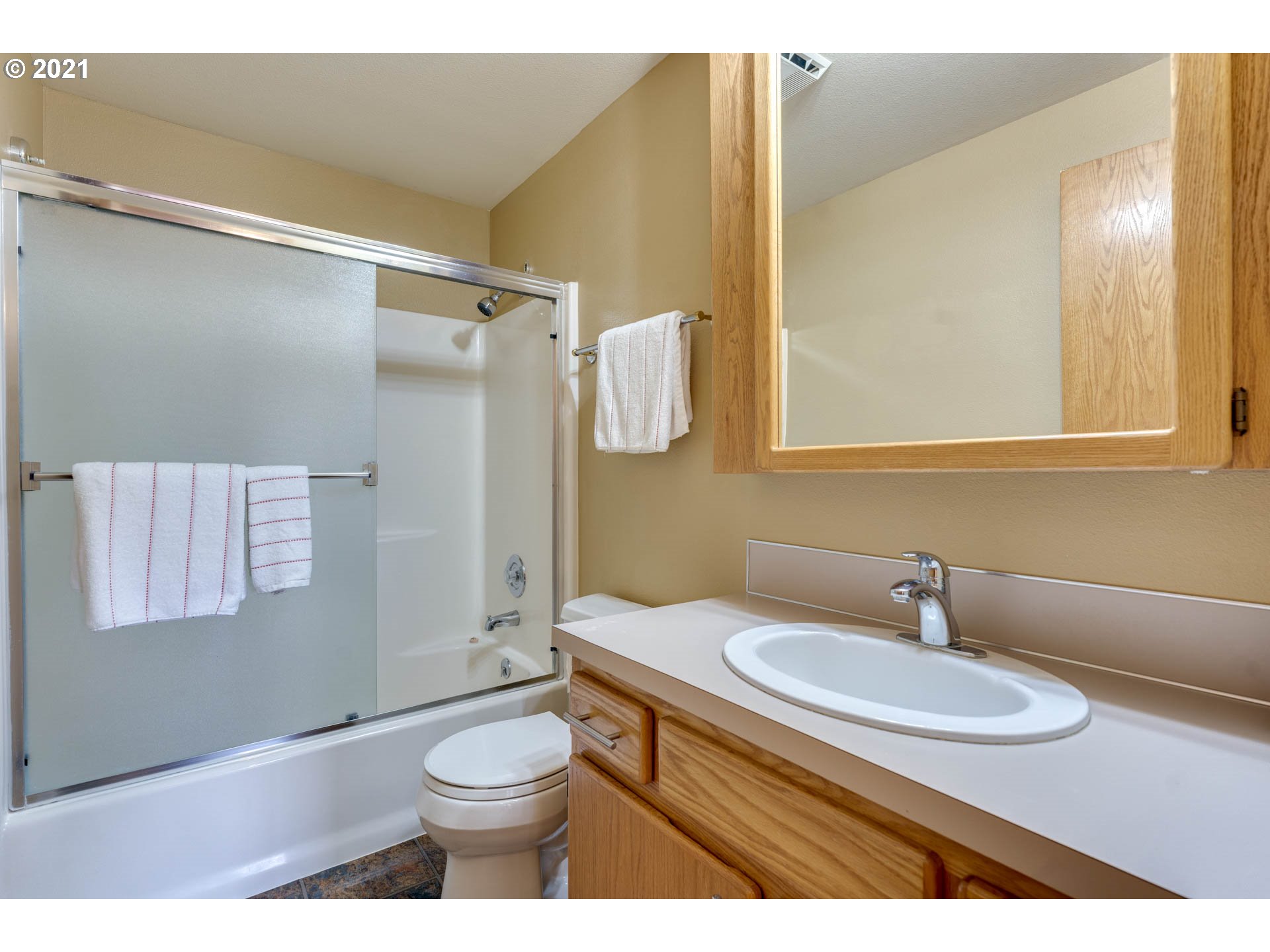 4013 R Street Washougal, WA 98671 - Photo 28 of 30 Gallery Image 28