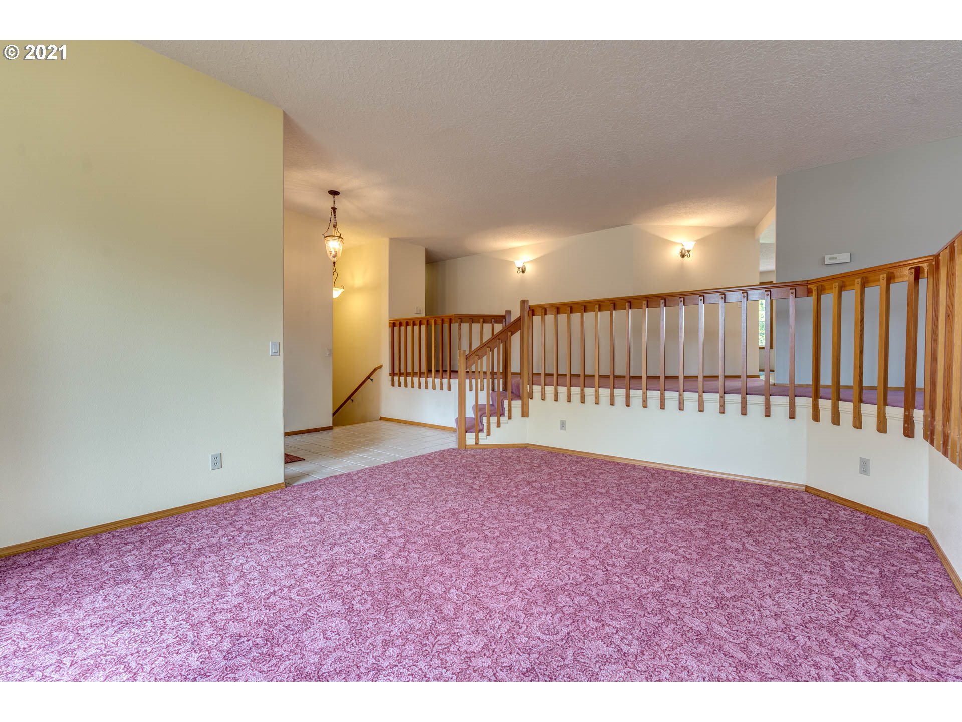 4013 R Street Washougal, WA 98671 - Photo 5 of 30 Gallery Image 5