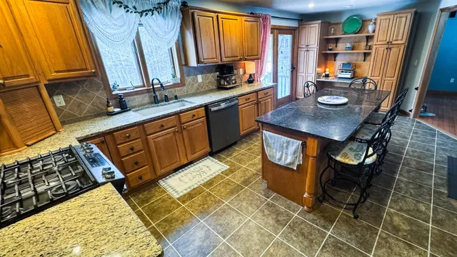 $699,000 | 163 Stable Road, Milford, NH 03055