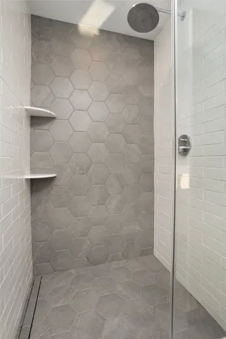 $519,000 | 12 West Valley Circle, West Warwick, RI 02893