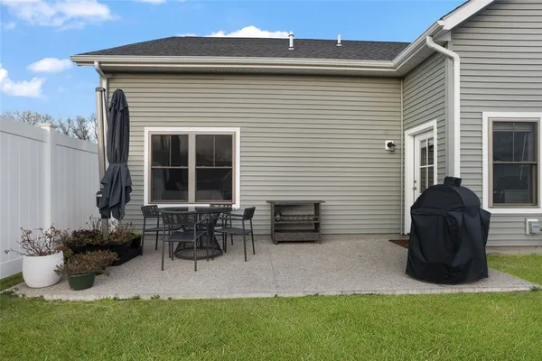 $509,000 | 12 West Valley Circle, West Warwick, RI 02893