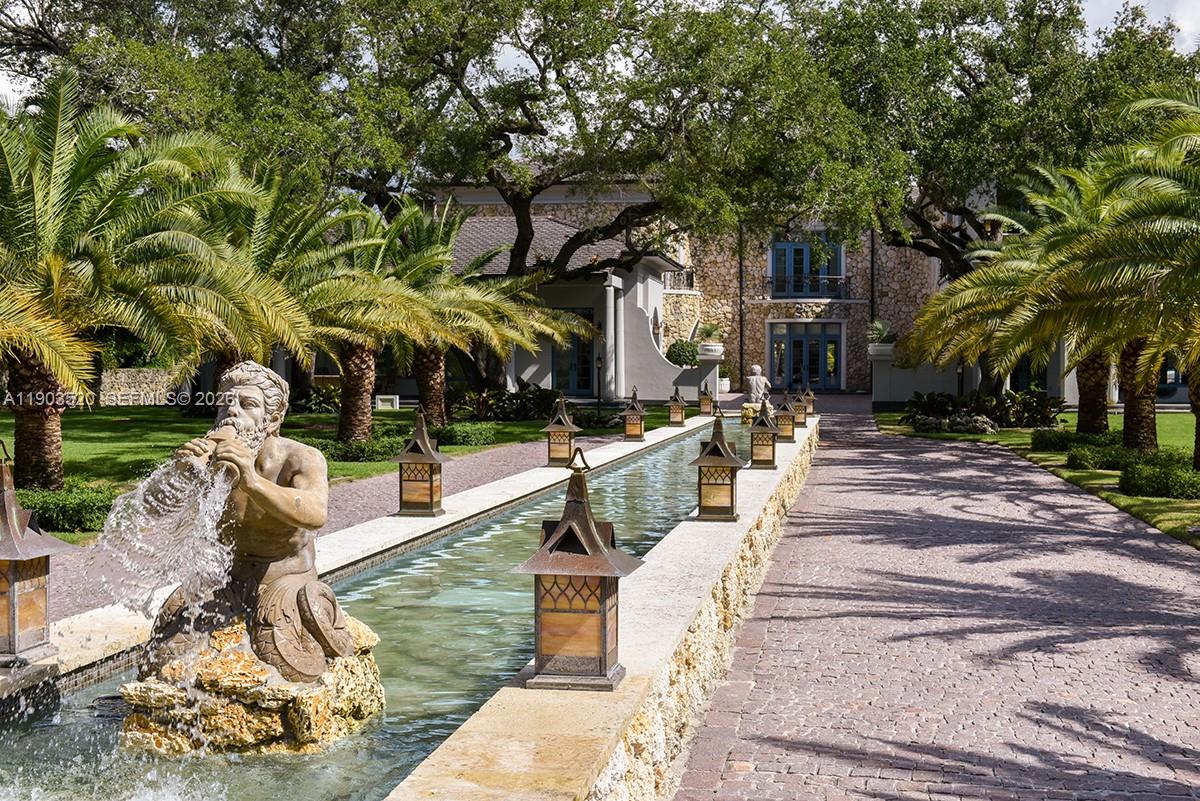 5771 Southwest 94th Street Pinecrest, FL 33156 - Photo 3 of 47 not sure