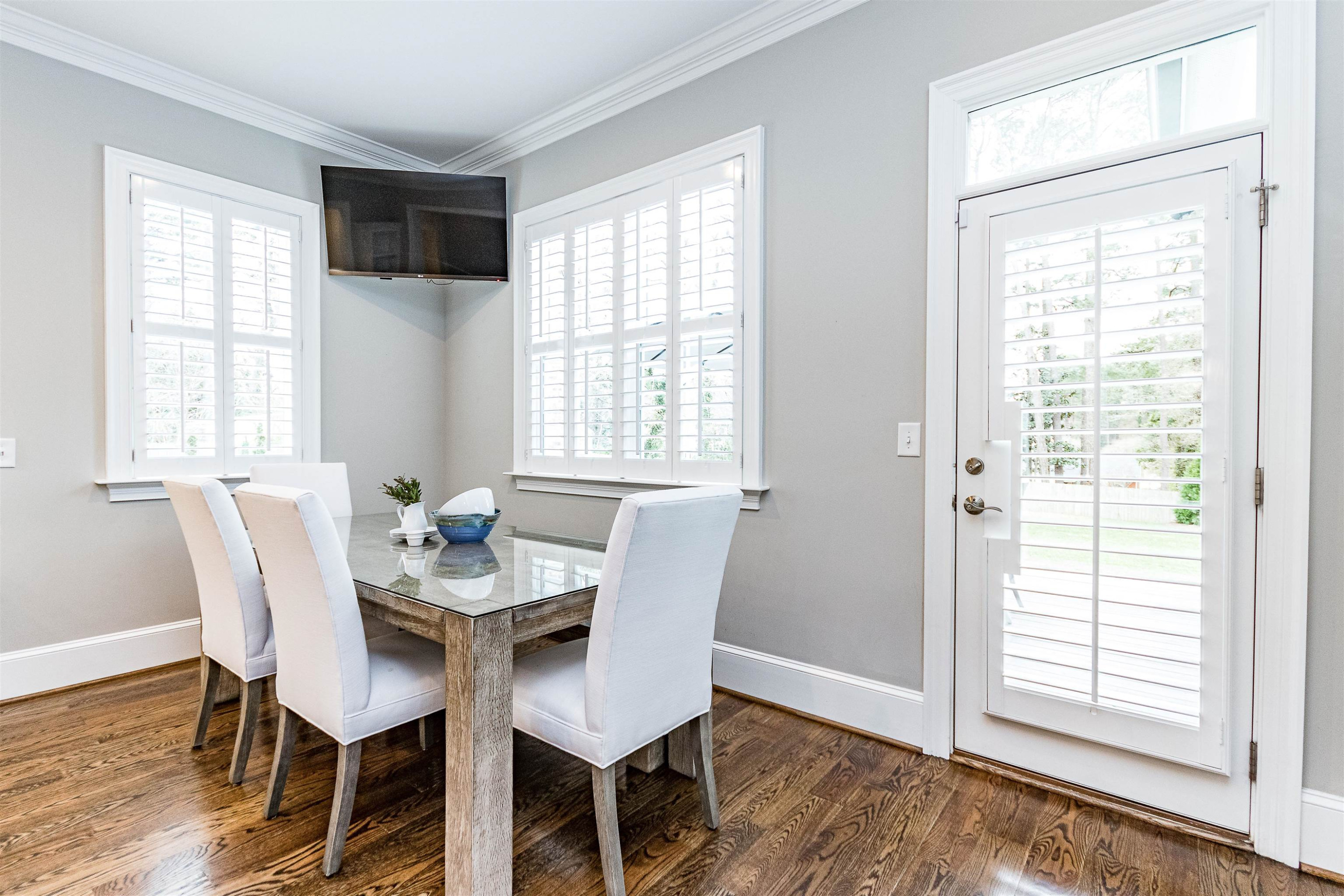 641 Cranbrook Road Raleigh, NC 27609 - Photo 15 of 39 Breakfast Area
