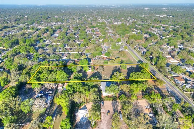 $1,000,000 | 4207 East Lumsden Road, Valrico, FL 33594