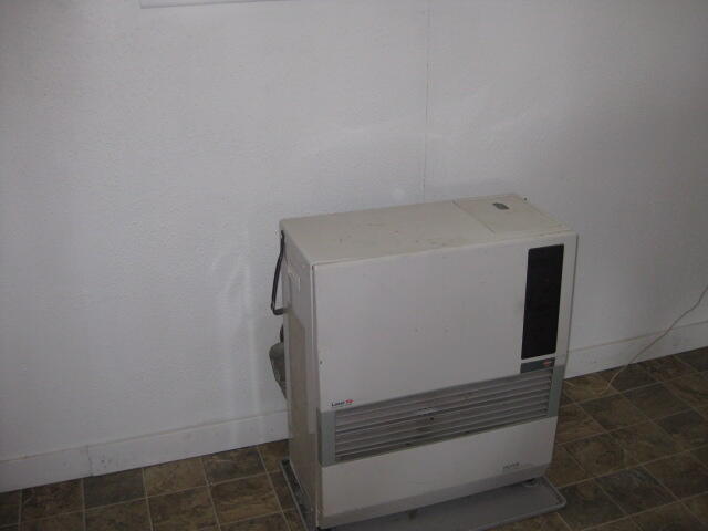 56650 McKinney Road Silver Lake, OR 97638 - Photo 23 of 37 Monitor Oil Stove