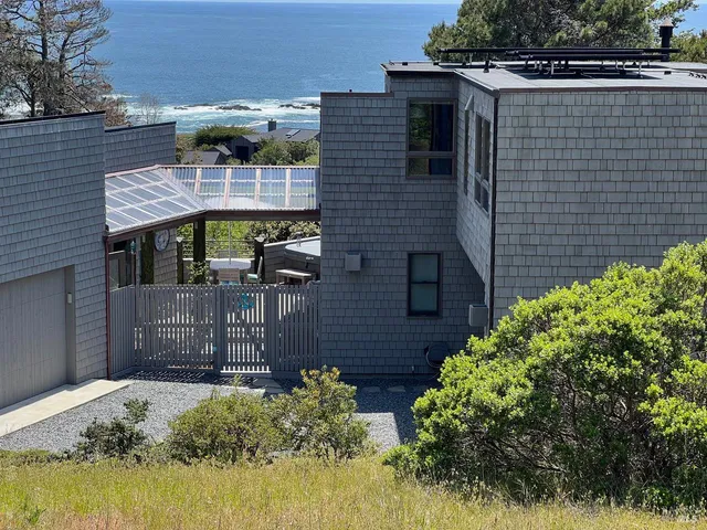 $1,598,000 | 37944 Sentinel Close, The Sea Ranch, CA 95497