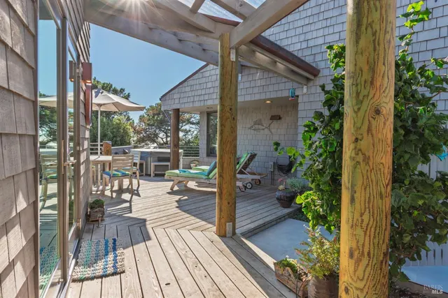 $1,598,000 | 37944 Sentinel Close, The Sea Ranch, CA 95497