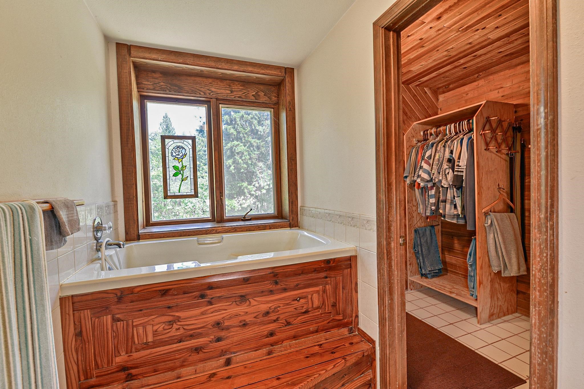 17514 East Judkins Road Otis Orchards, WA 99027 - Photo 7 of 37 Gallery Image 7