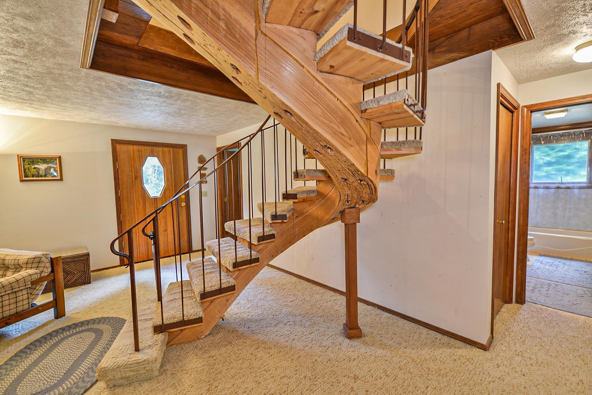 17514 East Judkins Road Otis Orchards, WA 99027 - Photo 10 of 37 Gallery Image 10