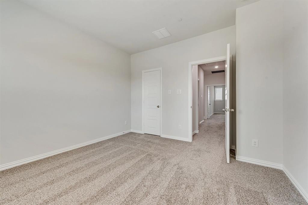 8199 Challenger Lane Frisco, TX 75034 - Photo 15 of 34 Representative Photo