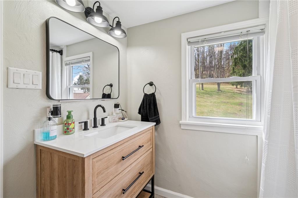 1189 Claridge-Elliott Road Jeannette, PA 15644 - Photo 22 of 35 Gallery Image 22