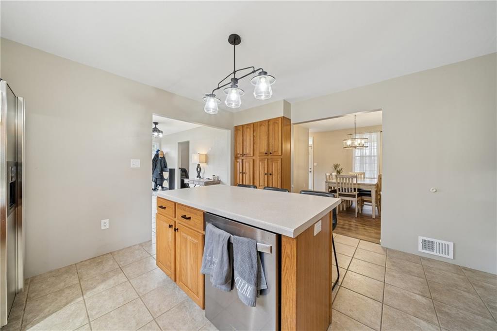 1189 Claridge-Elliott Road Jeannette, PA 15644 - Photo 8 of 35 Gallery Image 8