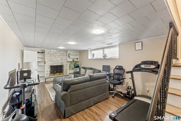 $344,000 | 94 Cottage Grove Lane, Waterbury, CT 06706