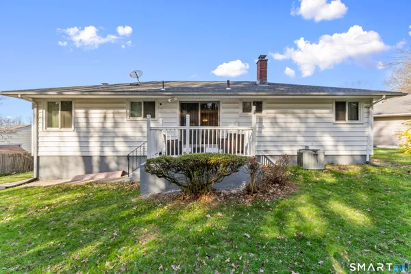 $344,000 | 94 Cottage Grove Lane, Waterbury, CT 06706