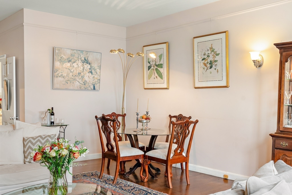 92 Chestnut Street Boston, MA 02108 - Photo 22 of 42