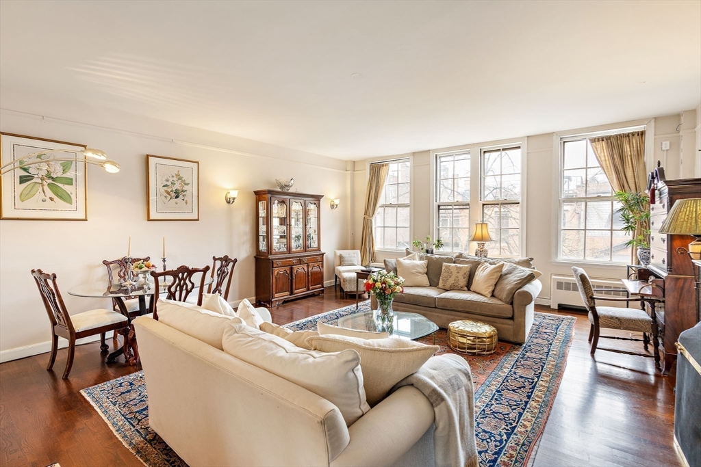 92 Chestnut Street Boston, MA 02108 - Photo 23 of 42