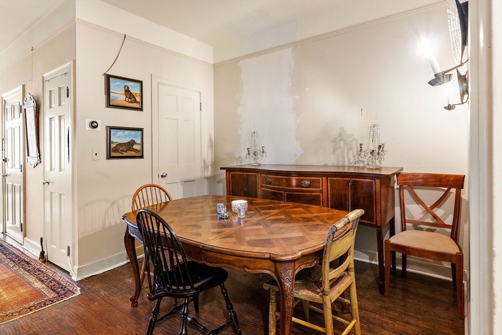 92 Chestnut Street Boston, MA 02108 - Photo 6 of 42