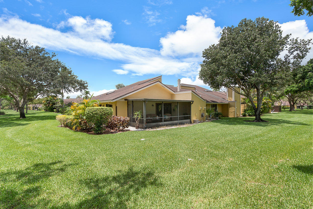 22588 Vistawood Way Boca Raton, FL 33428 - Photo 21 of 25 20180706164933060784000000-o