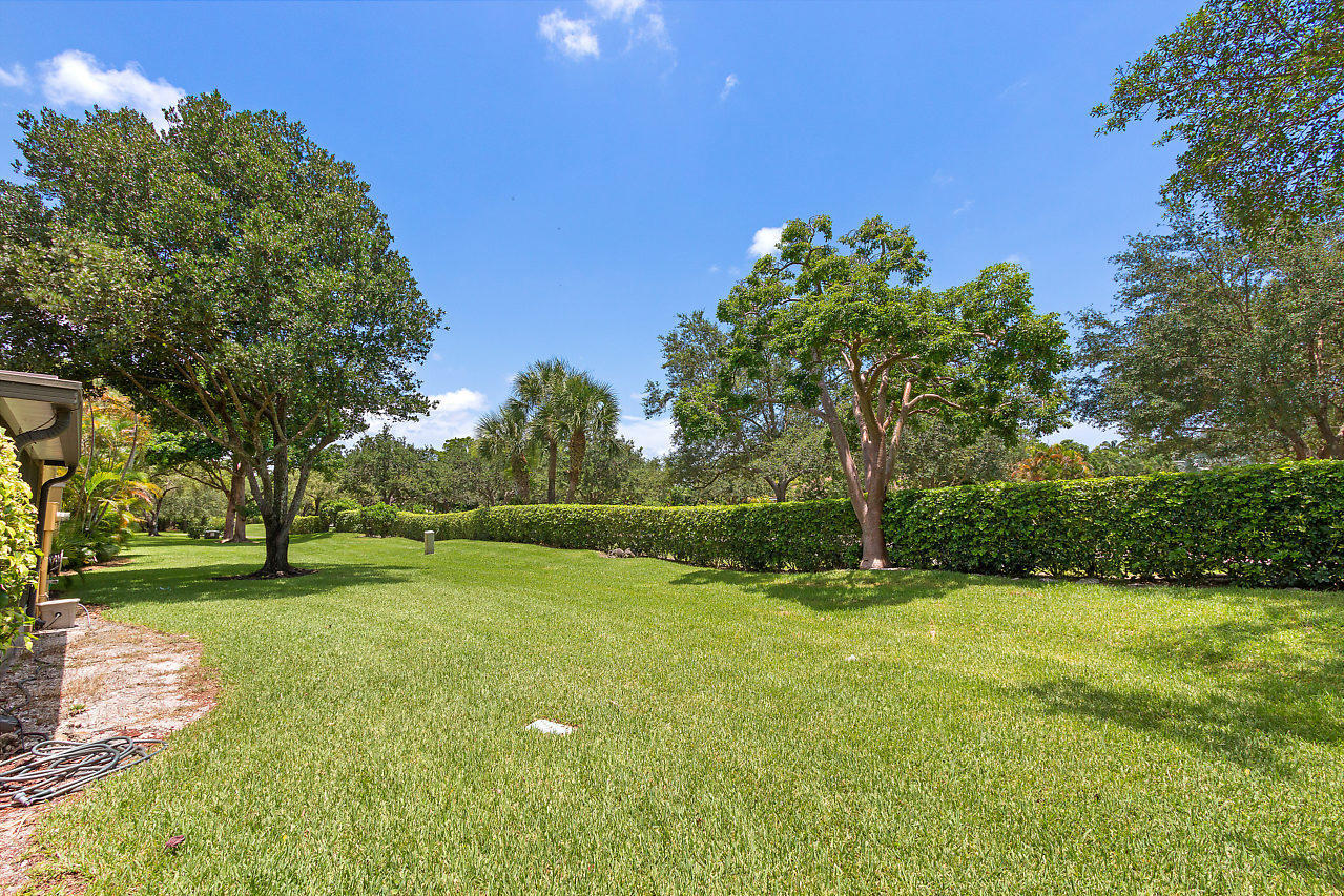 22588 Vistawood Way Boca Raton, FL 33428 - Photo 23 of 25 20180706164937237415000000-o
