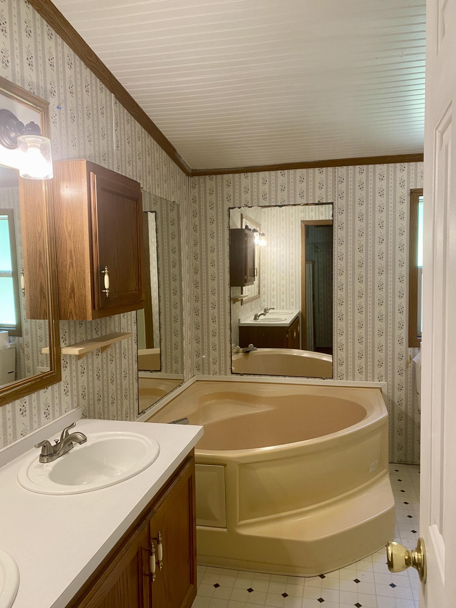 2515 Cihak Road East Jordan, MI 49727 - Photo 11 of 18 Gallery Image 11
