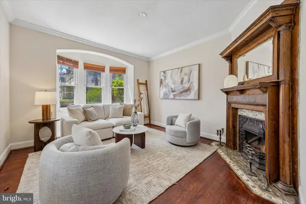 $625,000 | 7201 Boyer Street, Philadelphia, PA 19119