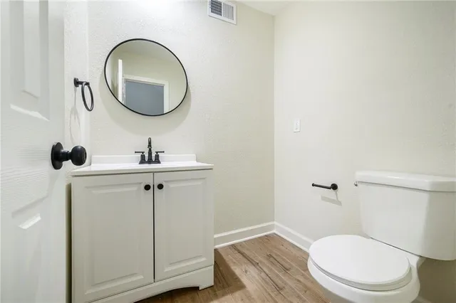 $269,900 | 6610 Halsey Street, Shawnee, KS 66216