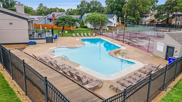 $269,900 | 6610 Halsey Street, Shawnee, KS 66216