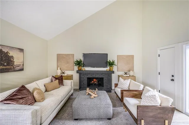 $269,900 | 6610 Halsey Street, Shawnee, KS 66216