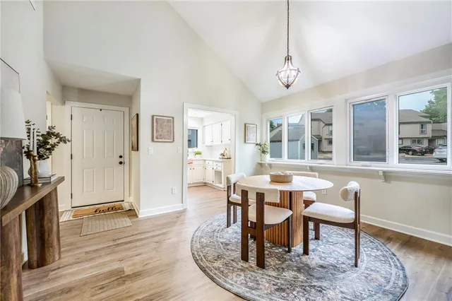 $269,900 | 6610 Halsey Street, Shawnee, KS 66216