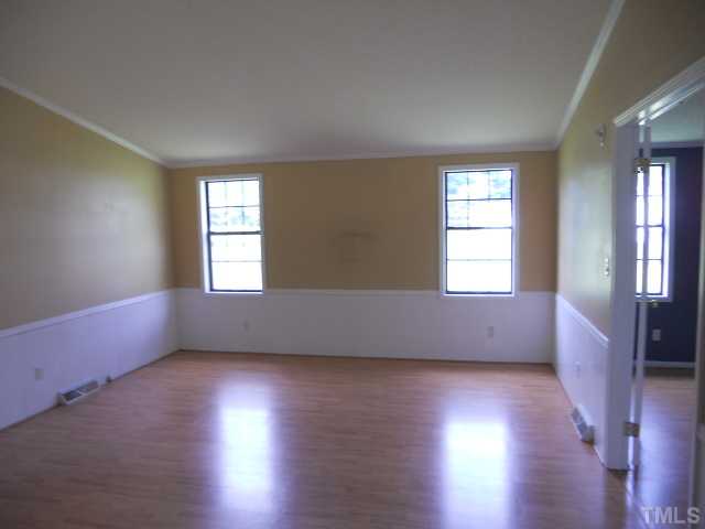 26 Beaver Dam Road Henderson, NC 27537 - Photo 3 of 8 Gallery Image 3