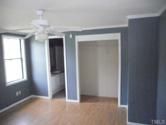 26 Beaver Dam Road Henderson, NC 27537 - Photo 6 of 8 Gallery Image 6