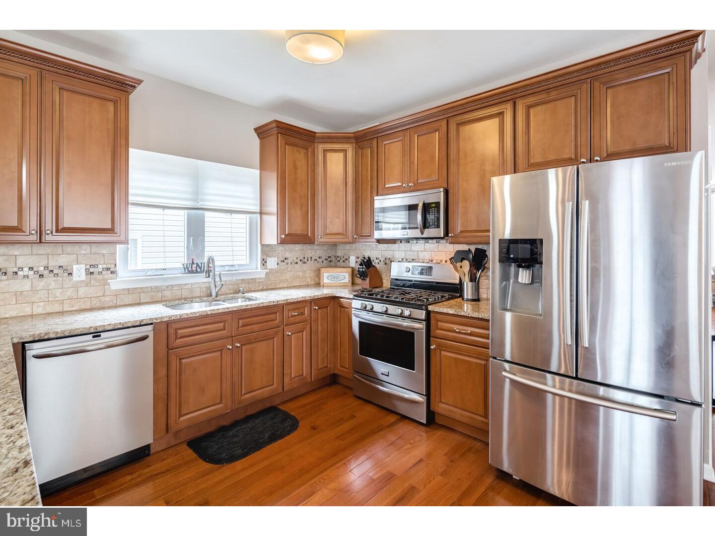 9239 Old Newtown Road Philadelphia, PA 19115 - Photo 5 of 25 Kitchen