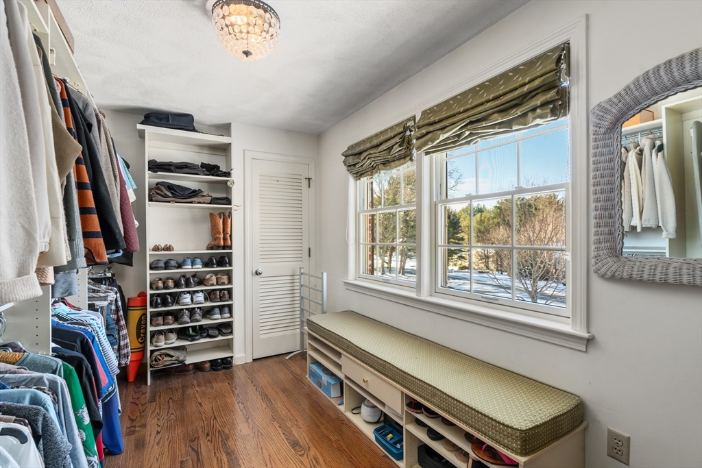 23 Algonquin Road Medfield, MA 02052 - Photo 21 of 35 Gallery Image 21