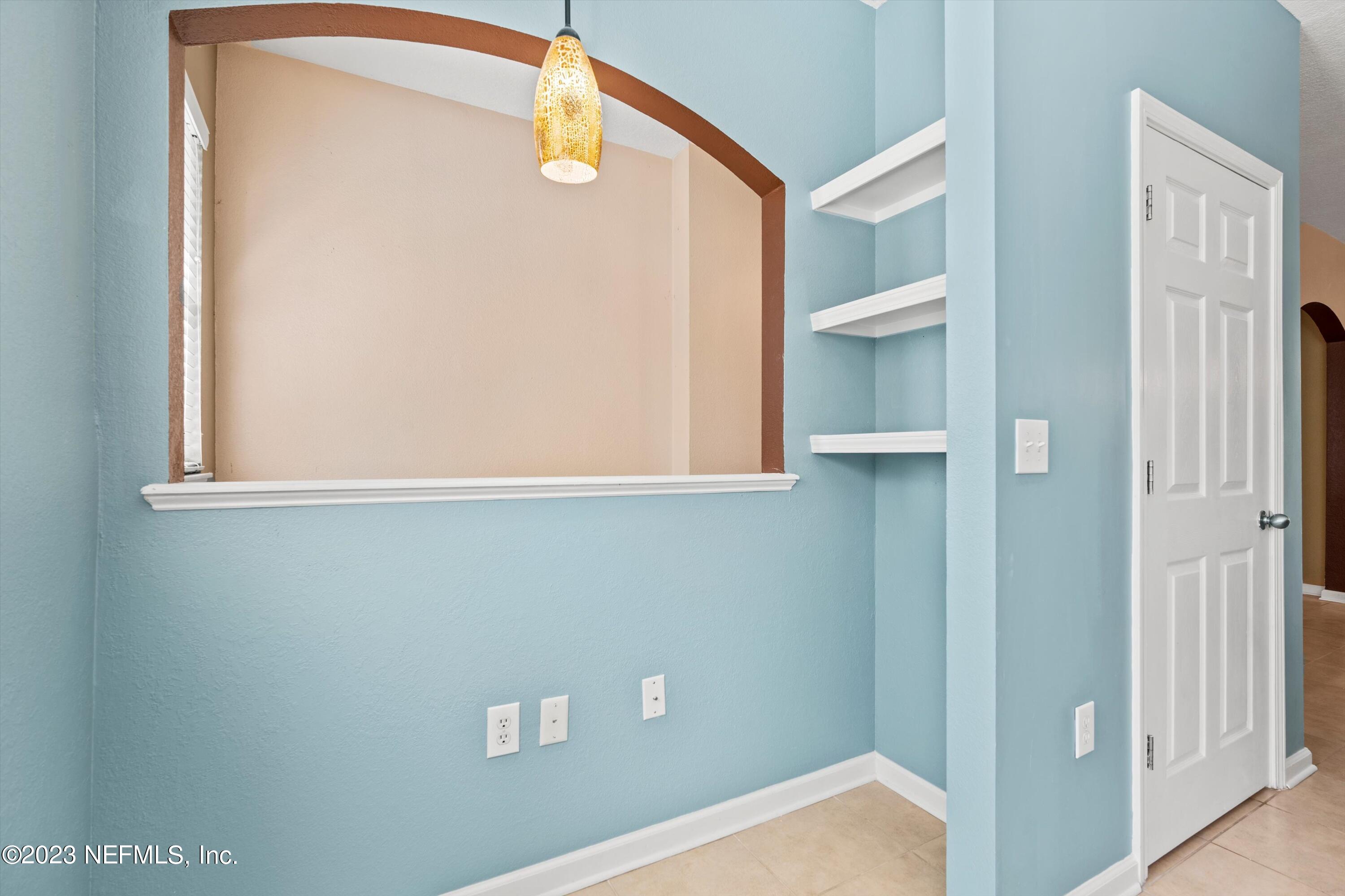 5663 Greenland Road, Unit 1005 Jacksonville, FL 32258 - Photo 16 of 30 a view of a hallway