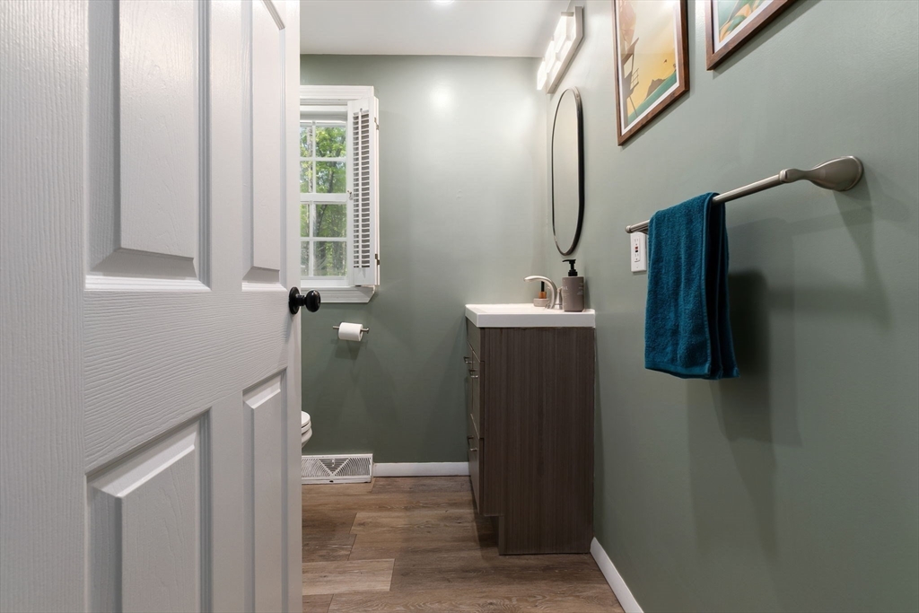 138 Killam Hill Road Boxford, MA 01921 - Photo 17 of 39