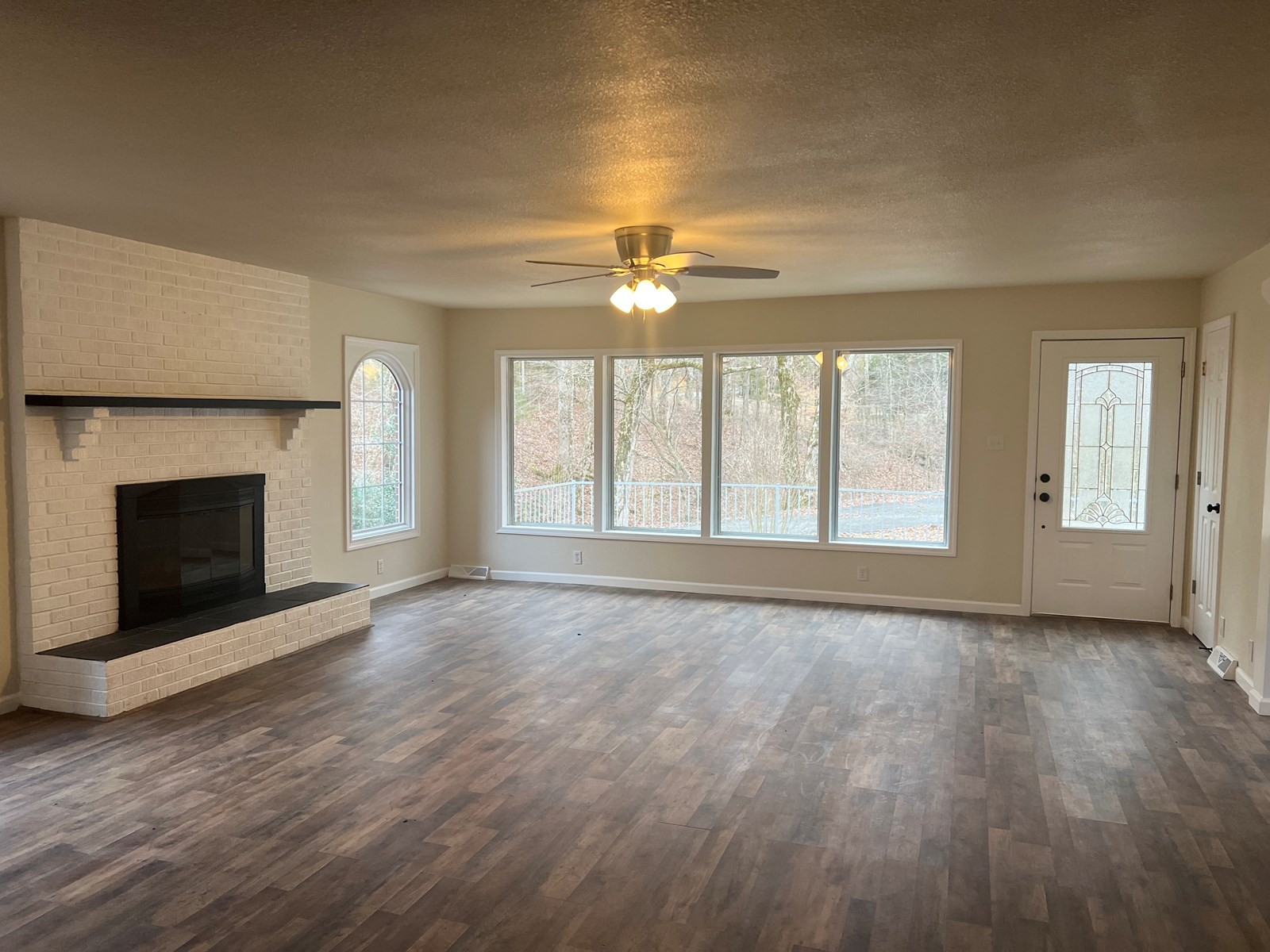 2014 Irwin Branch Road Waynesboro, TN 38485 - Photo 9 of 19 Gallery Image 9