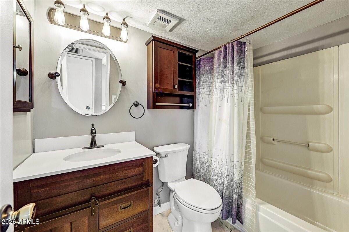 3808 West Bloomfield Road Phoenix, AZ 85029 - Photo 20 of 34 Full Upstairs Bathroom