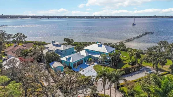 $3,400,000 | 2207 5th Street West, Palmetto, FL 34221