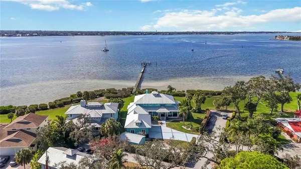 $3,400,000 | 2207 5th Street West, Palmetto, FL 34221