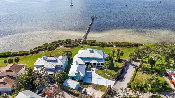 $3,400,000 | 2207 5th Street West, Palmetto, FL 34221