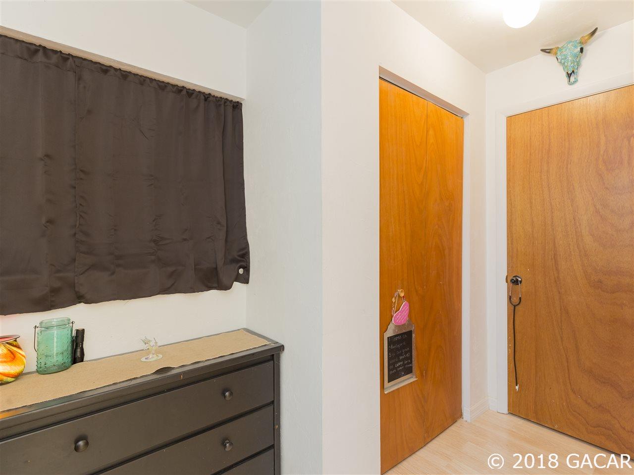 7019 Southwest 44 Avenue Gainesville, FL 32608 - Photo 14 of 17