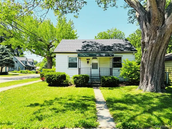 $169,900 | 27305 Townley Street, Madison Heights, MI 48071