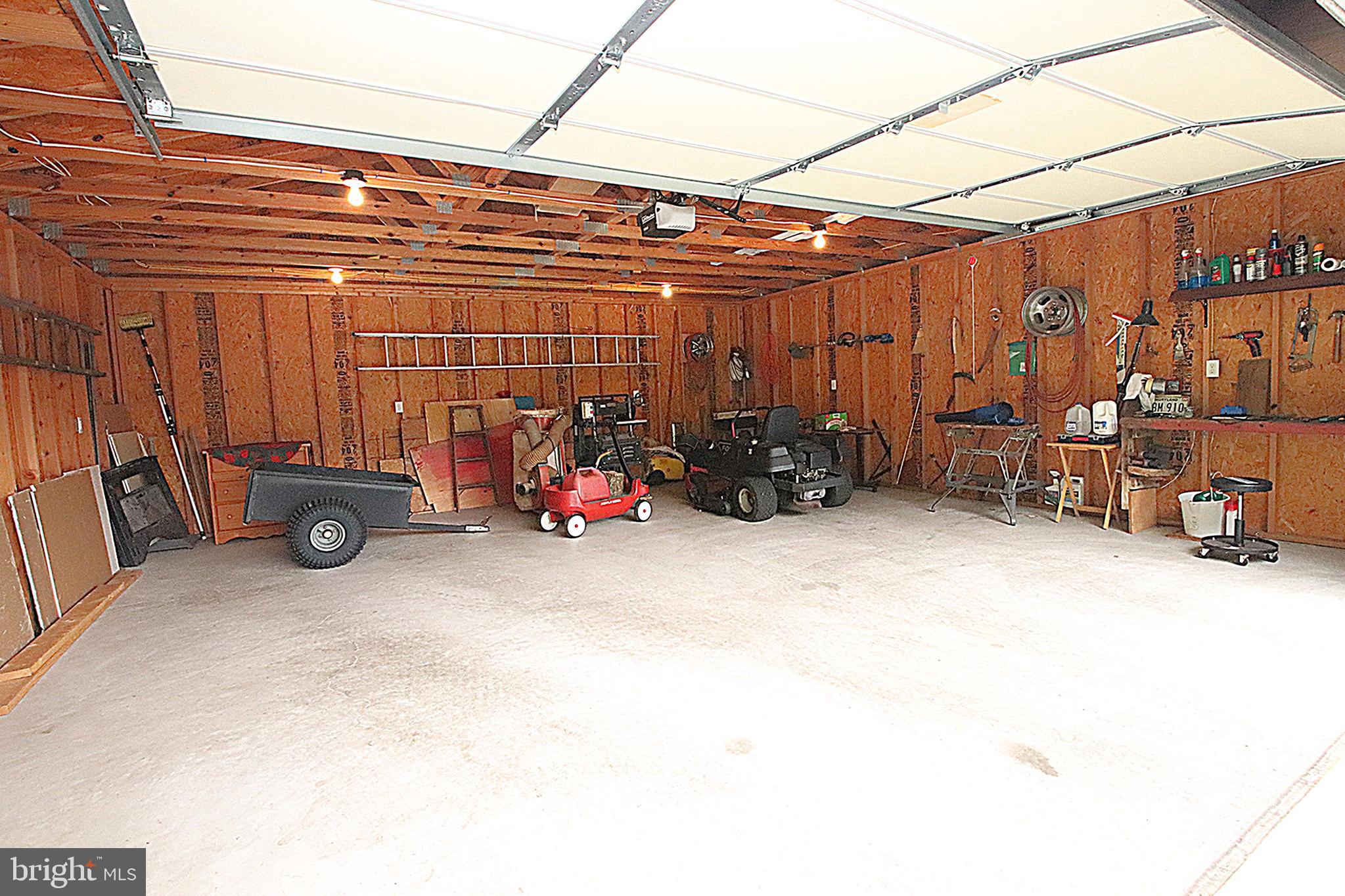 1141 Weverton Road Knoxville, MD 21758 - Photo 27 of 28 Garage