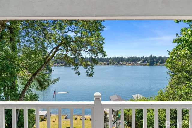 $1,795,000 | 9144 Edgewater Drive Southwest, Lakewood, WA 98499