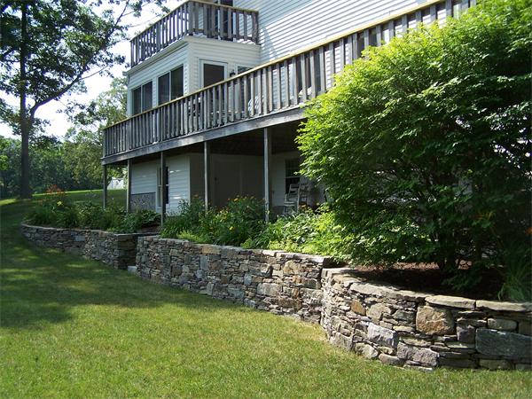 18 Andrew Isle Road Hingham, MA 02043 - Photo 14 of 17 Gallery Image 14